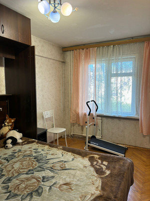 Продам двухкомнатную (2-комн.) квартиру, Замшина ул, 13, Санкт-Петербург г