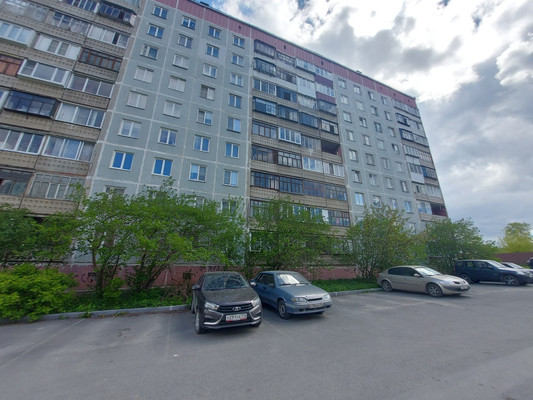 Продам трехкомнатную (3-комн.) квартиру, Гвардейская ул, 21, Миасс г