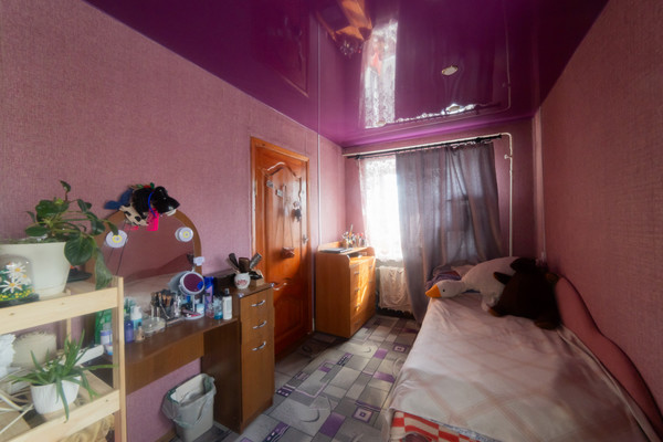 Продам двухкомнатную (2-комн.) квартиру, Защитников Заполярья пр-кт, 38, Кола г