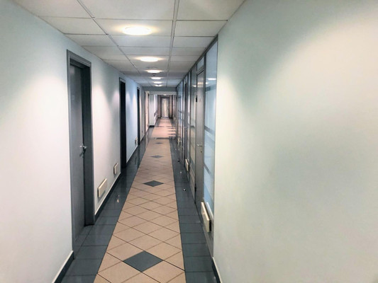 Продам офисное помещение 5 430 м2, Новаторов ул, 7Ак2, Москва г