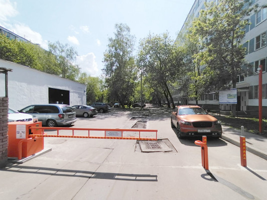 Продам трехкомнатную (3-комн.) квартиру, Дубнинская ул, 20к2, Москва г
