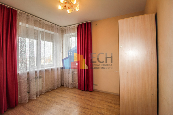 Продам трехкомнатную (3-комн.) квартиру, Вересаева ул, д.10А, Тула г