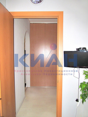 Продам однокомнатную (1-комн.) квартиру, Ботанический б-р, 11, Красноярск г
