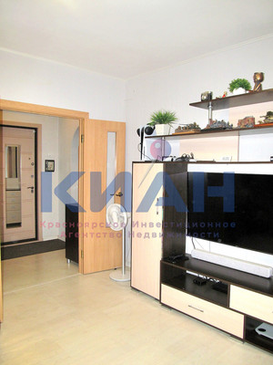 Продам однокомнатную (1-комн.) квартиру, Ботанический б-р, 11, Красноярск г