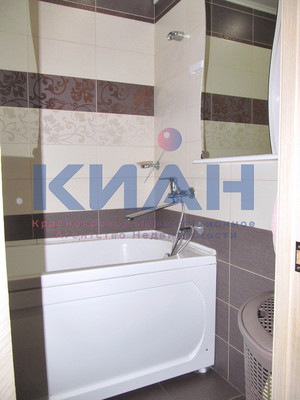 Продам однокомнатную (1-комн.) квартиру, Ботанический б-р, 11, Красноярск г