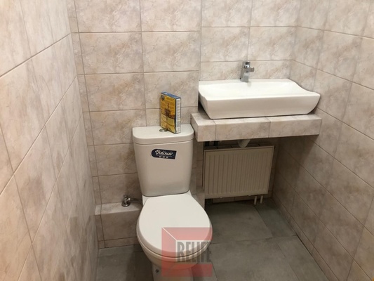 Продам офисное помещение 85 м2, Красносельская ул, 73ка, Калининград г