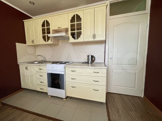 Продам однокомнатную (1-комн.) квартиру, Маршала Жукова ул, 1к3, Геленджик г