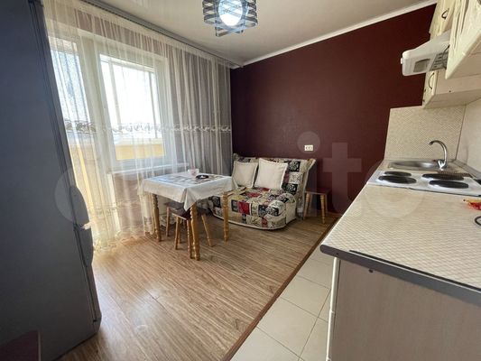 Продам однокомнатную (1-комн.) квартиру, Маршала Жукова ул, 1к3, Геленджик г