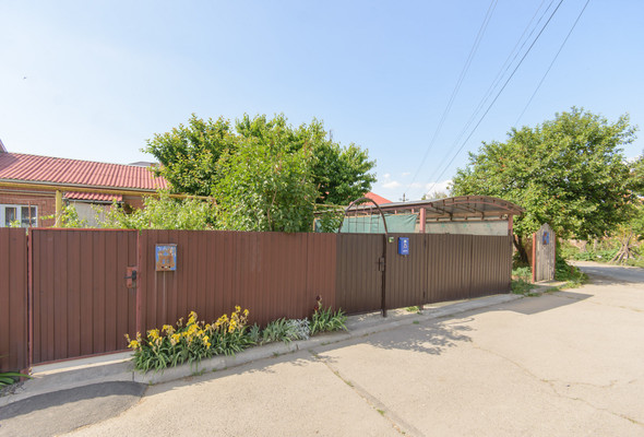 Продам двухкомнатную (2-комн.) квартиру, Курганная ул, 14, Азов г