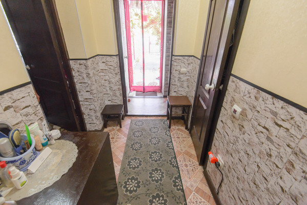 Продам двухкомнатную (2-комн.) квартиру, Курганная ул, 14, Азов г