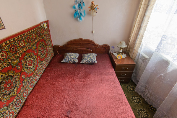Продам двухкомнатную (2-комн.) квартиру, Курганная ул, 14, Азов г