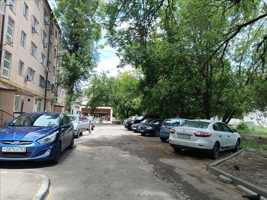 Продам трехкомнатную (3-комн.) квартиру, Оганова ул, д.16, Ростов-на-Дону г