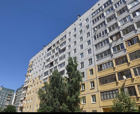 Продам трехкомнатную (3-комн.) квартиру, Центральная ул, 8к1, Сертолово г