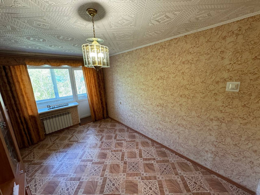 Продам двухкомнатную (2-комн.) квартиру, Строителей ул, 9, Солнечный рп