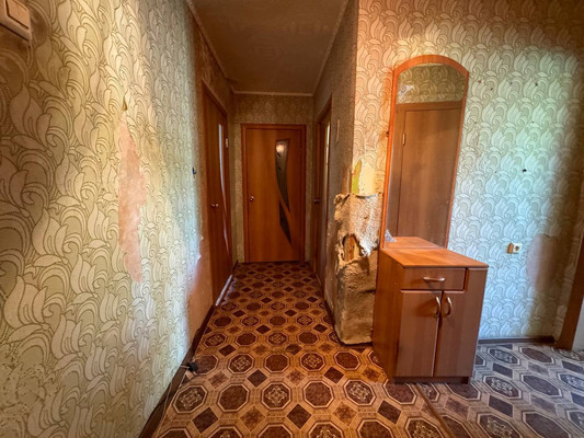 Продам двухкомнатную (2-комн.) квартиру, Строителей ул, 9, Солнечный рп