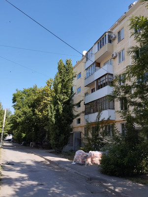 Продам трехкомнатную (3-комн.) квартиру, Пионерская ул, 146, Волгодонск г