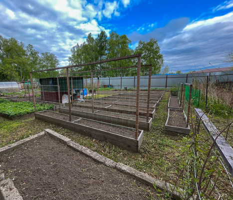 Продам двухкомнатную (2-комн.) квартиру, Заводская ул, 3, Эльбан рп