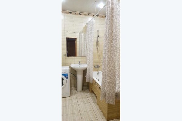 Сдам двухкомнатную (2-комн.) квартиру, Крымская ул, 6, Бахчисарай г