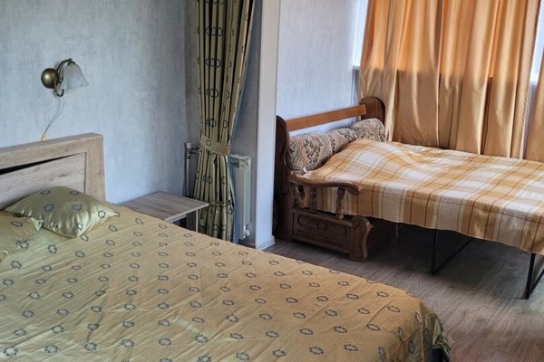 Сдам двухкомнатную (2-комн.) квартиру, Крымская ул, 6, Бахчисарай г