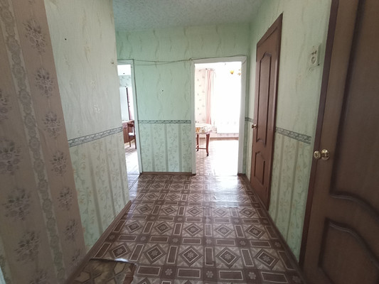 Продам двухкомнатную (2-комн.) квартиру, Д мкр, 30, Новомичуринск г