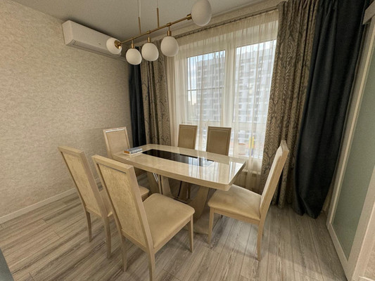 Продам трехкомнатную (3-комн.) квартиру, Римского-Корсакова ул, 11к8, Москва г