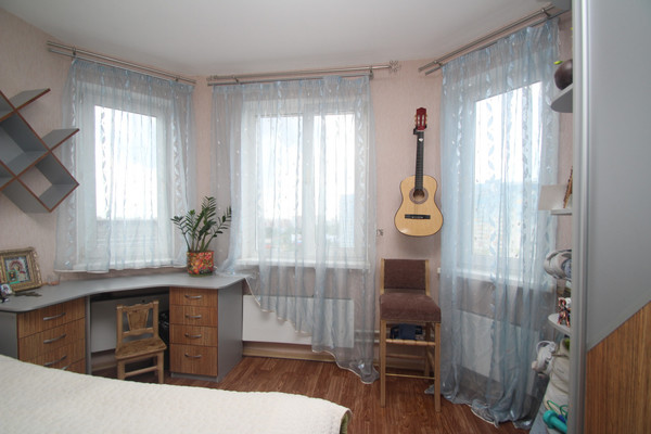 Продам трехкомнатную (3-комн.) квартиру, Карла Маркса ул, 52, Нижний Новгород г