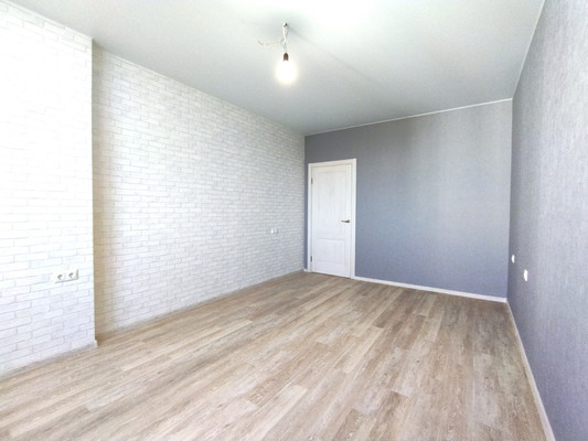 Продам трехкомнатную (3-комн.) квартиру, Быстрецкая ул, 18к2, Рязань г