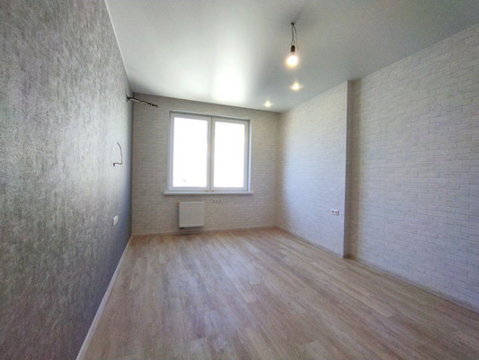 Продам трехкомнатную (3-комн.) квартиру, Быстрецкая ул, 18к2, Рязань г