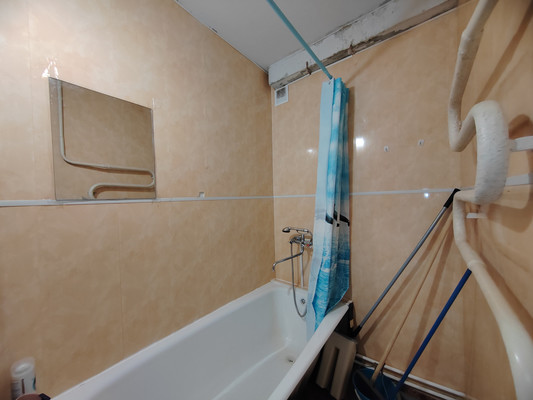 Продам двухкомнатную (2-комн.) квартиру, Красноармейская ул, 147, Нижний Тагил г