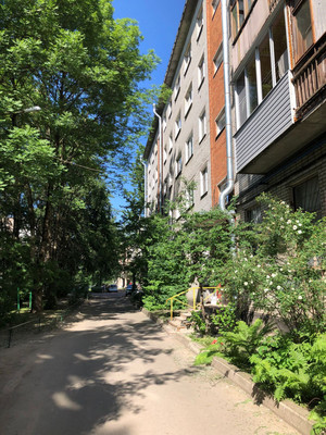 Продам двухкомнатную (2-комн.) квартиру, Псковская ул, 18, Великий Новгород г