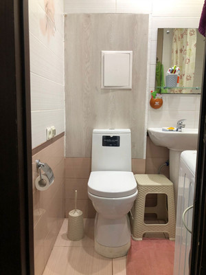 Продам двухкомнатную (2-комн.) квартиру, Псковская ул, 18, Великий Новгород г