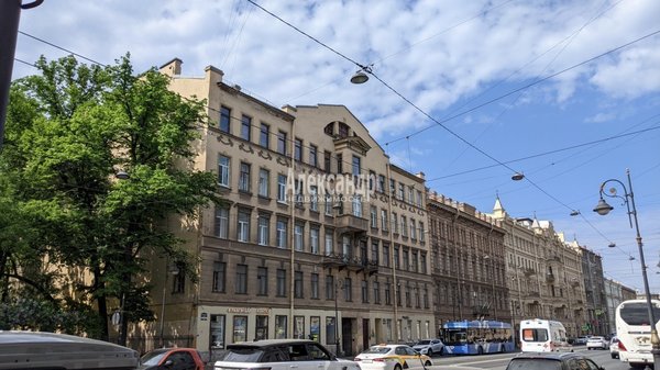 Продам многокомнатную квартиру, Литейный пр-кт, д. 35, Санкт-Петербург г