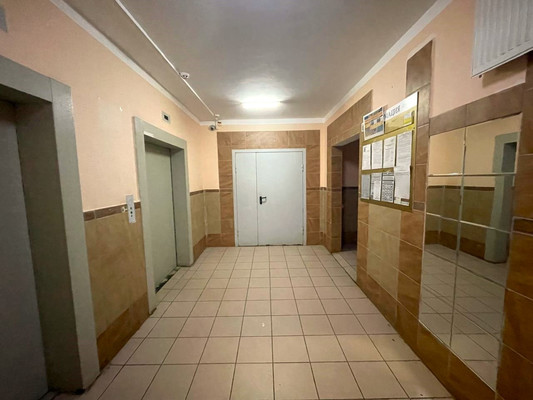 Продам однокомнатную (1-комн.) квартиру, Орджоникидзе (Львовский мкр.) ул, 2к2, Подольск г