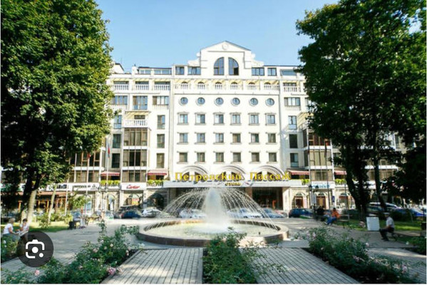Продам ночной клуб 1 200 м2, 20-летия ВЛКСМ ул, 54а, Воронеж г