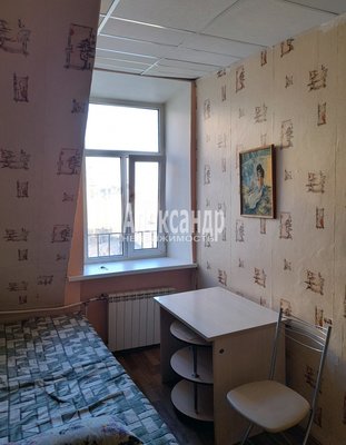 Продам 2-комн. в 9-комн. квартире, Кронверкская ул, д. 29/37, Санкт-Петербург г