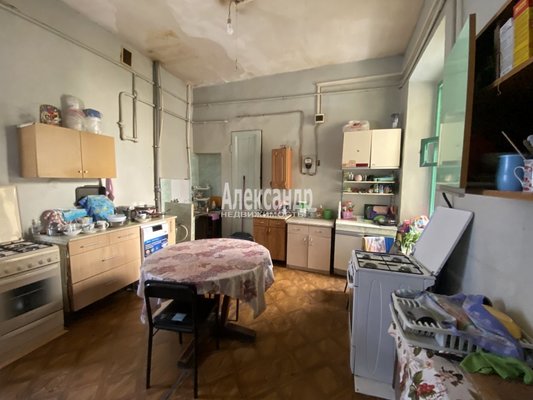 Продам комнату в 7-комн. квартире, Рузовская ул, д. 35, Санкт-Петербург г