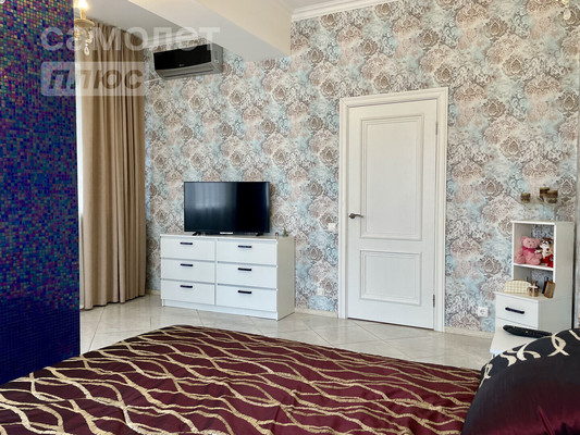 Продам трехкомнатную (3-комн.) квартиру, Виноградная ул, 19, Беранда с