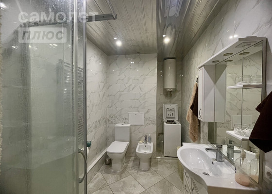 Продам трехкомнатную (3-комн.) квартиру, Виноградная ул, 19, Беранда с
