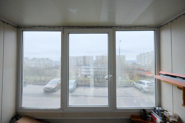 Продам трехкомнатную (3-комн.) квартиру, Связи проезд, 16, Мурманск г