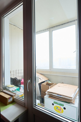 Продам трехкомнатную (3-комн.) квартиру, Связи проезд, 16, Мурманск г