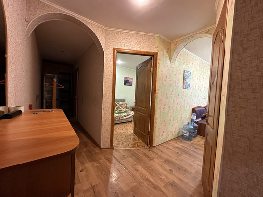 Сдам двухкомнатную (2-комн.) квартиру, Ленина ул, 45, Алушта г