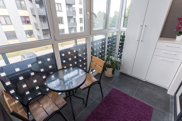 Продам двухкомнатную (2-комн.) квартиру, Орудийная ул, 32В, Калининград г