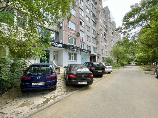 Продам салон красоты 94,3 м2, им. Космонавта Гагарина ул, 132, Краснодар г