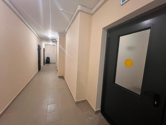 Продам двухкомнатную (2-комн.) квартиру, Парковая ул, 3, Молодежное пгт