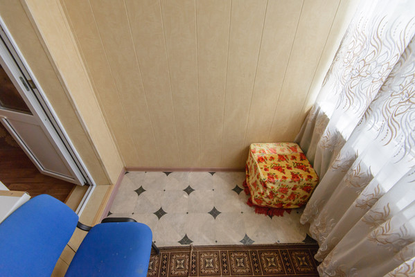 Продам трехкомнатную (3-комн.) квартиру, Днепропетровская ул, 46, Ростов-на-Дону г