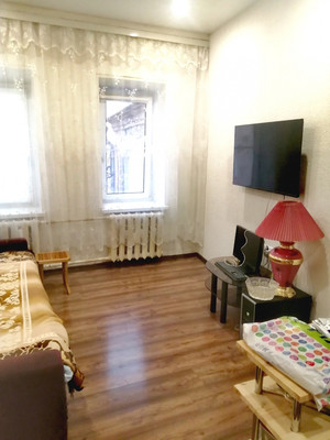 Продам двухкомнатную (2-комн.) квартиру, Пискунова ул, 9в, Нижний Новгород г