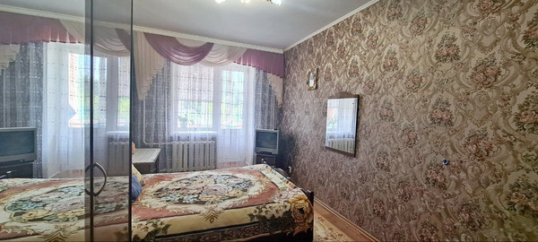 Продам двухкомнатную (2-комн.) квартиру, Антонова ул, 16, Пенза г