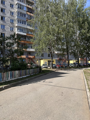 Продам двухкомнатную (2-комн.) квартиру, Ленина ул, 20, Киров г