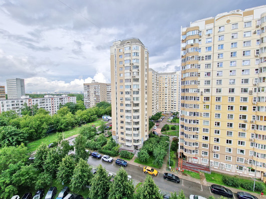 Продам трехкомнатную (3-комн.) квартиру, Дмитровка Б. ул, 4к7, Москва г