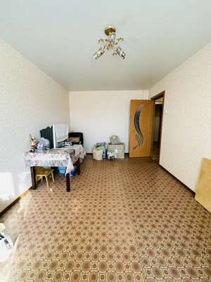 Продам трехкомнатную (3-комн.) квартиру, Клубный пер, 4, Краснозатонский пгт